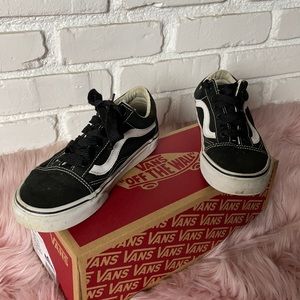 Black and White Old Skool Shoes